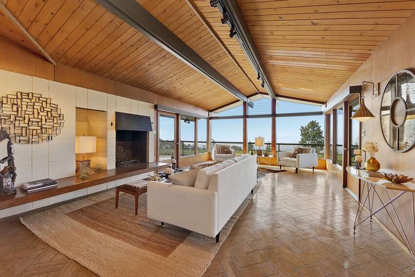 John Hans Ostwald-designed midcentury on market in Oakland