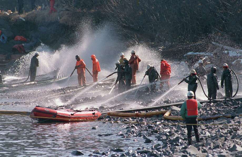 Effects of exxon oil spill on commercial fisheries