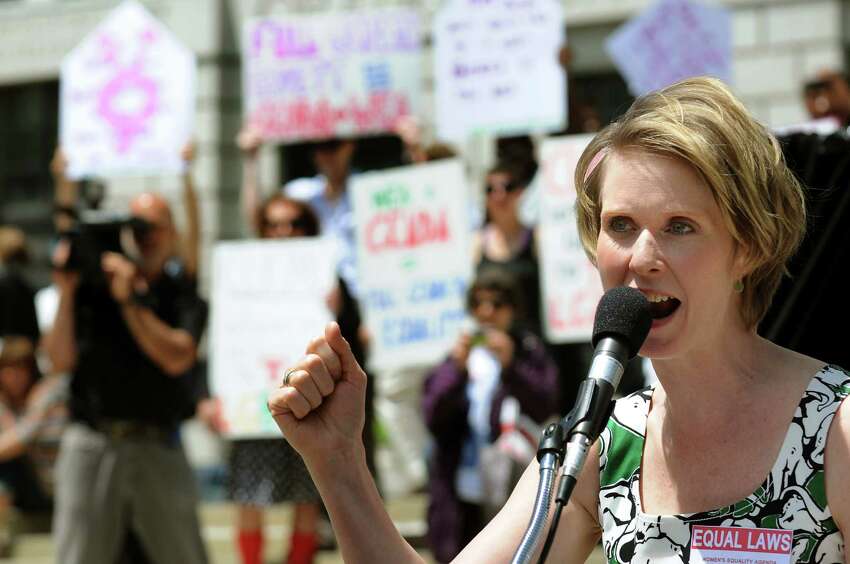 Sex And The City Star Cynthia Nixon Pushes For School Funds