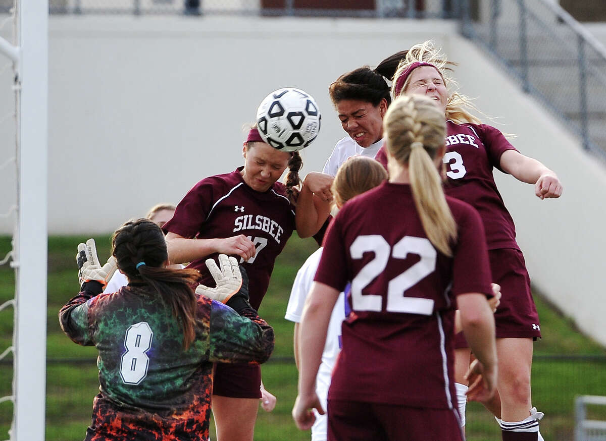 PN-G girls net seven goals in win vs. Silsbee