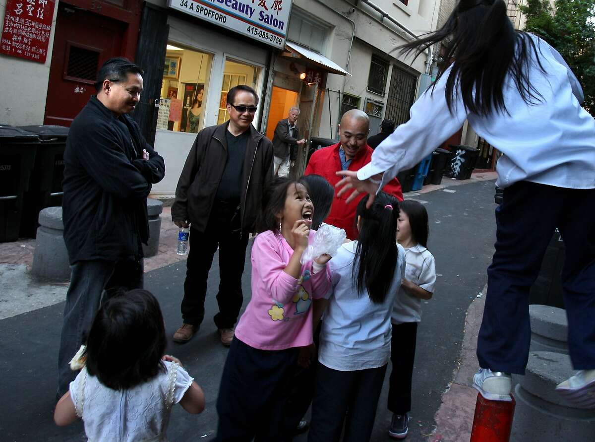 Calif. state Senator Yee case 'Shrimp Boy' Chow's criminal history