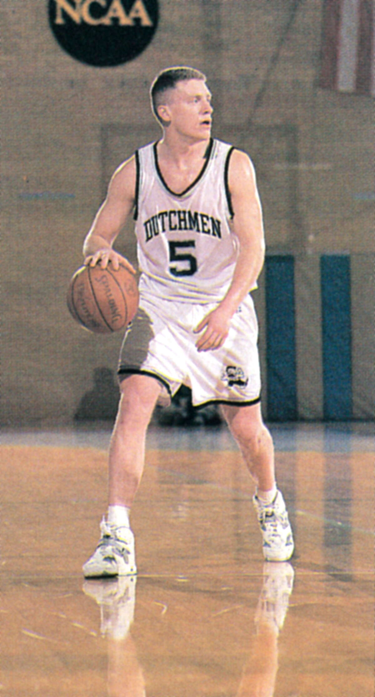 New Rice coach Mike Rhoades was an All-America point guard at Division III Lebanon Valley College, which won the 1994 national championship.