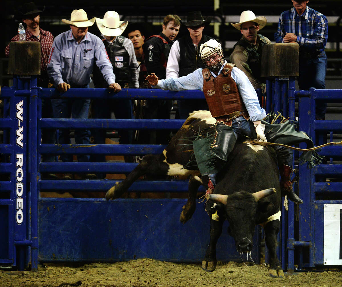 Gallery Saturday at the YMBL Rodeo