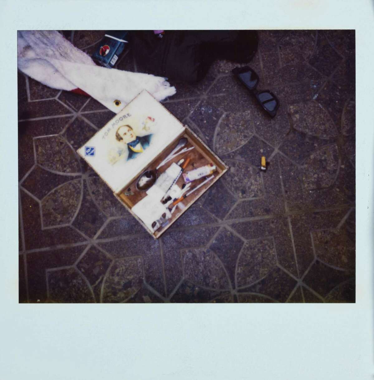 Graphic Kurt Cobain death photos won