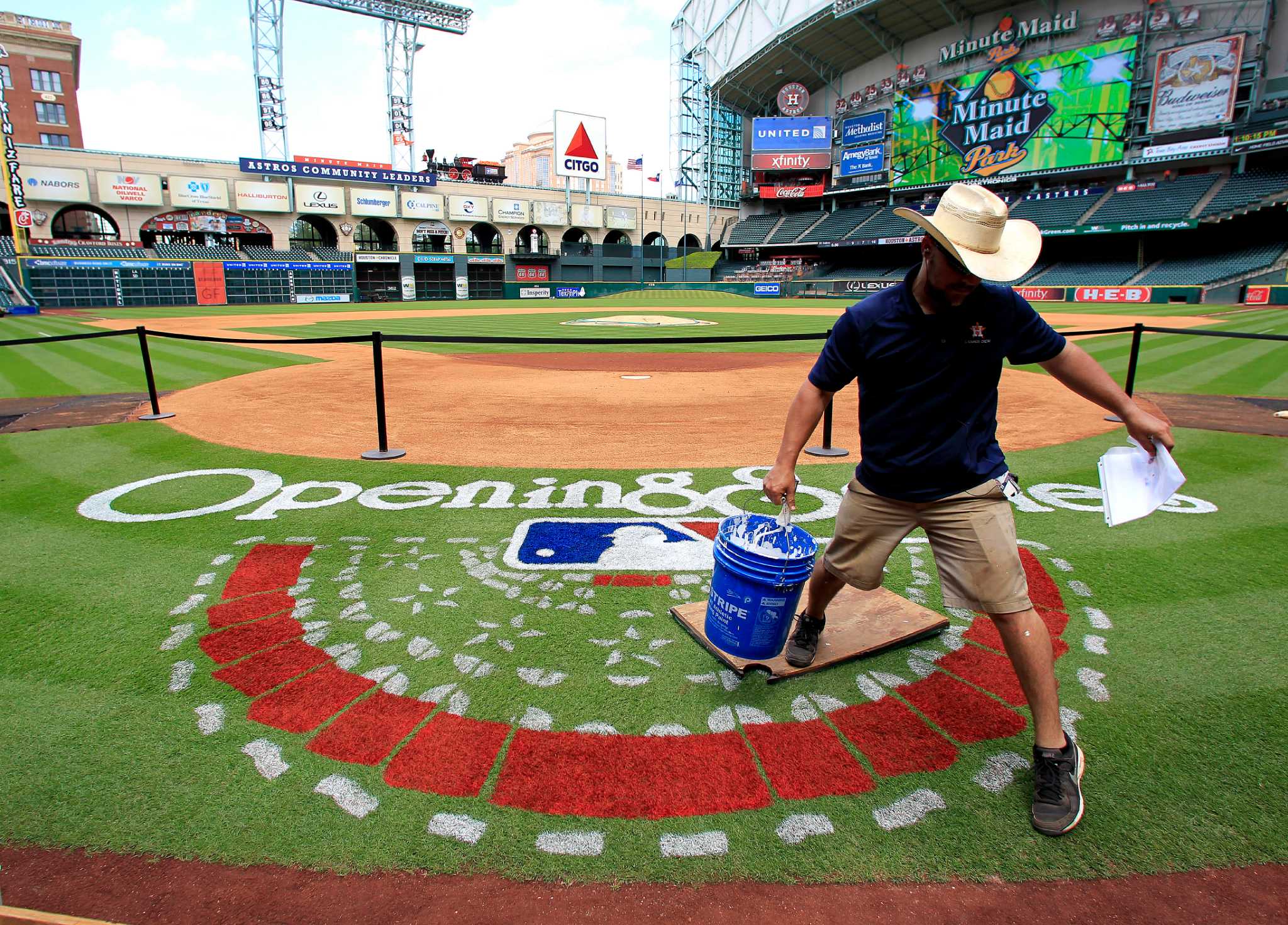 How Astros, MLB will celebrate league's first Lou Gehrig Day