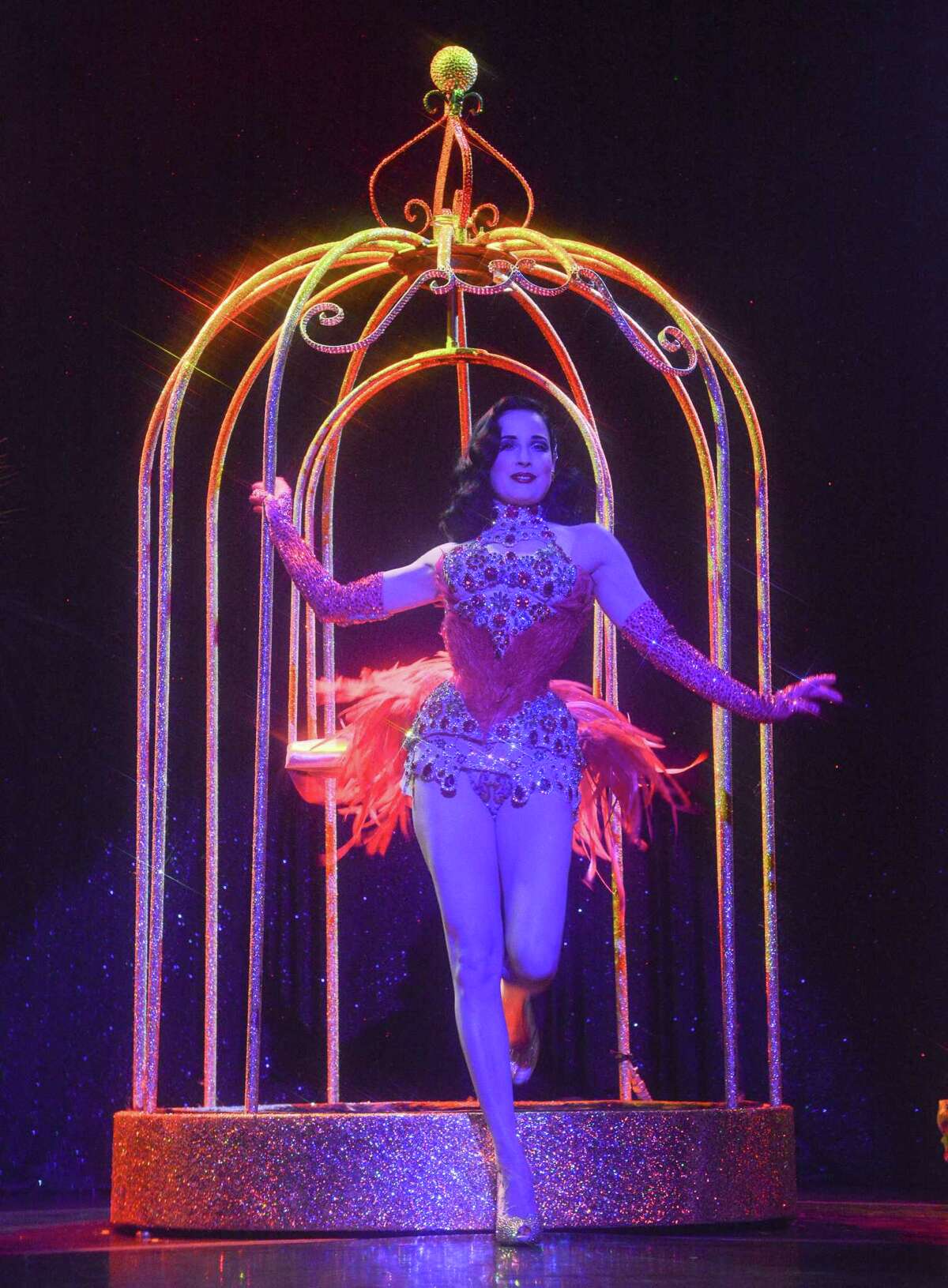 Burlesque star sees end of tassel-twirling days