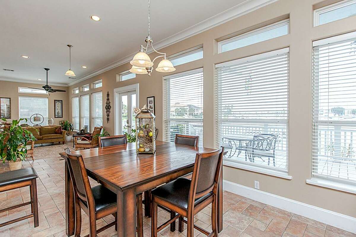 Clear Lake area is waterfront living at its best