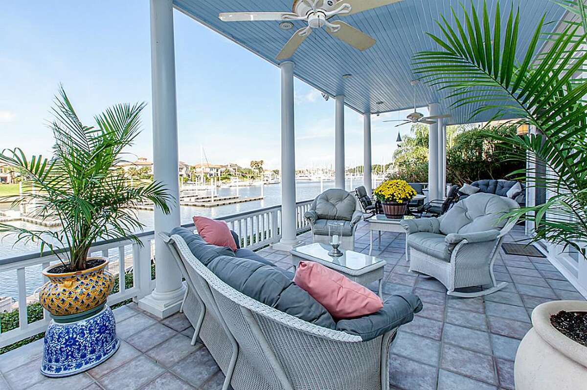 Clear Lake area is waterfront living at its best