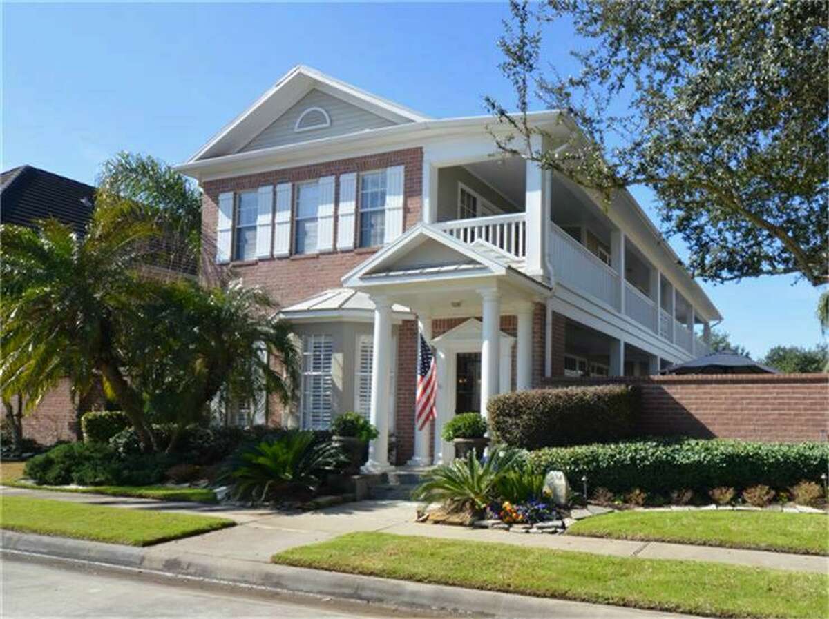 Clear Lake area is waterfront living at its best