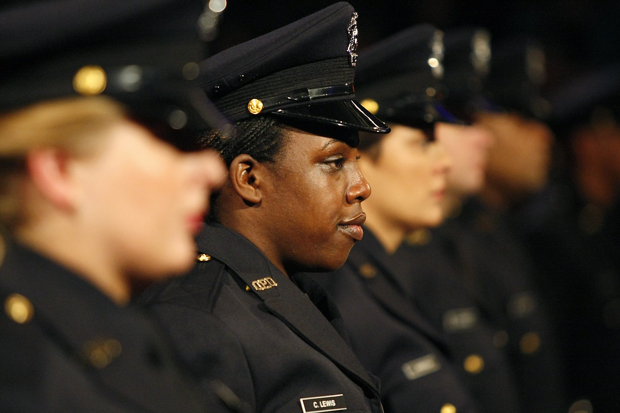 Police graduating class adds 35 Oakland officers, a 4-year ...