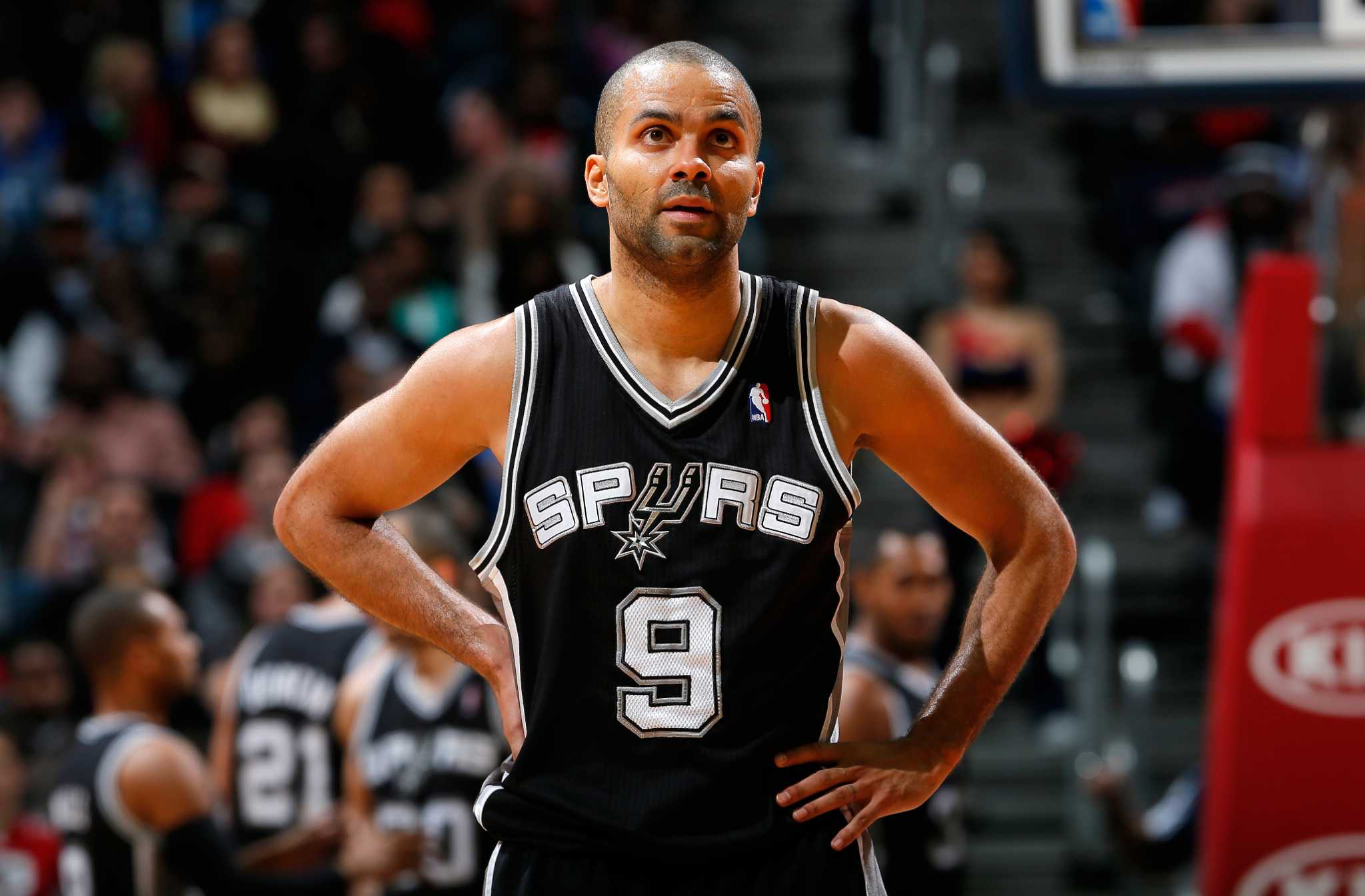 Баскетболист тони. Tony Parker. Тони Паркер баскетболист. Тони Паркер 2014. NBA И San Antonio Spurs Тони Паркера.