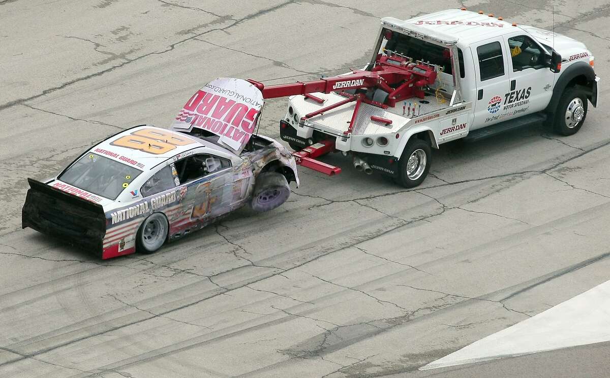 Earnhardt Jr. out of Texas race after fiery wreck