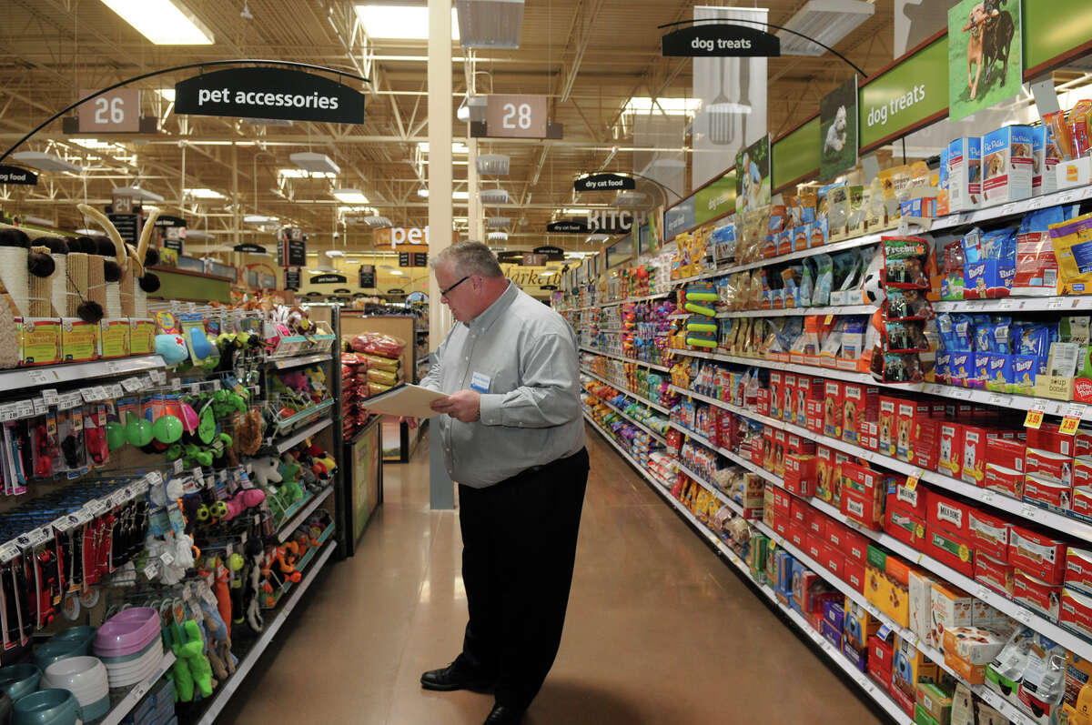 In new Kroger, produce shares space with clothes