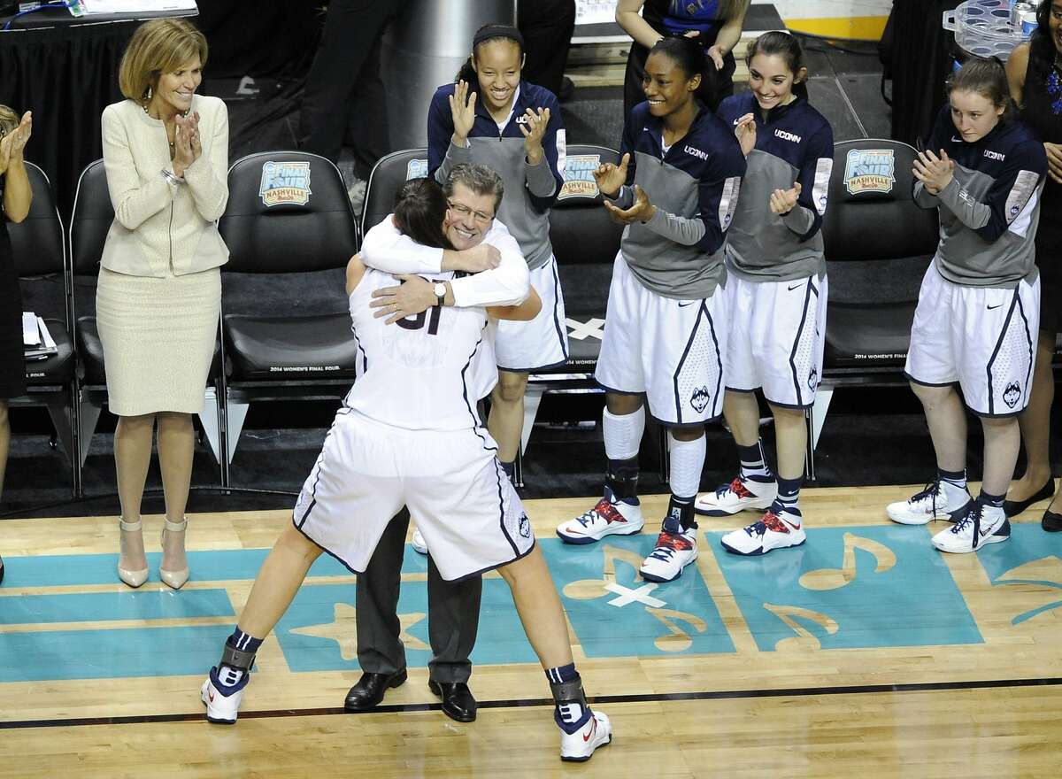 Uconn Women Top Notre Dame For Record 9th Basketball Title