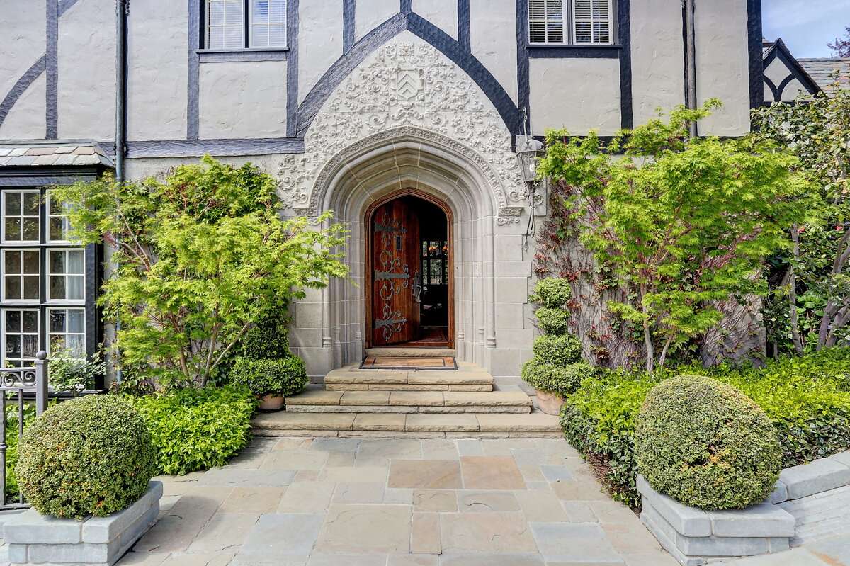 Remodeled Piedmont estate offers elegance inside and out