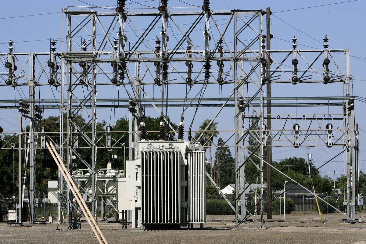 A PG&E power substation, in Manteca, Calif..