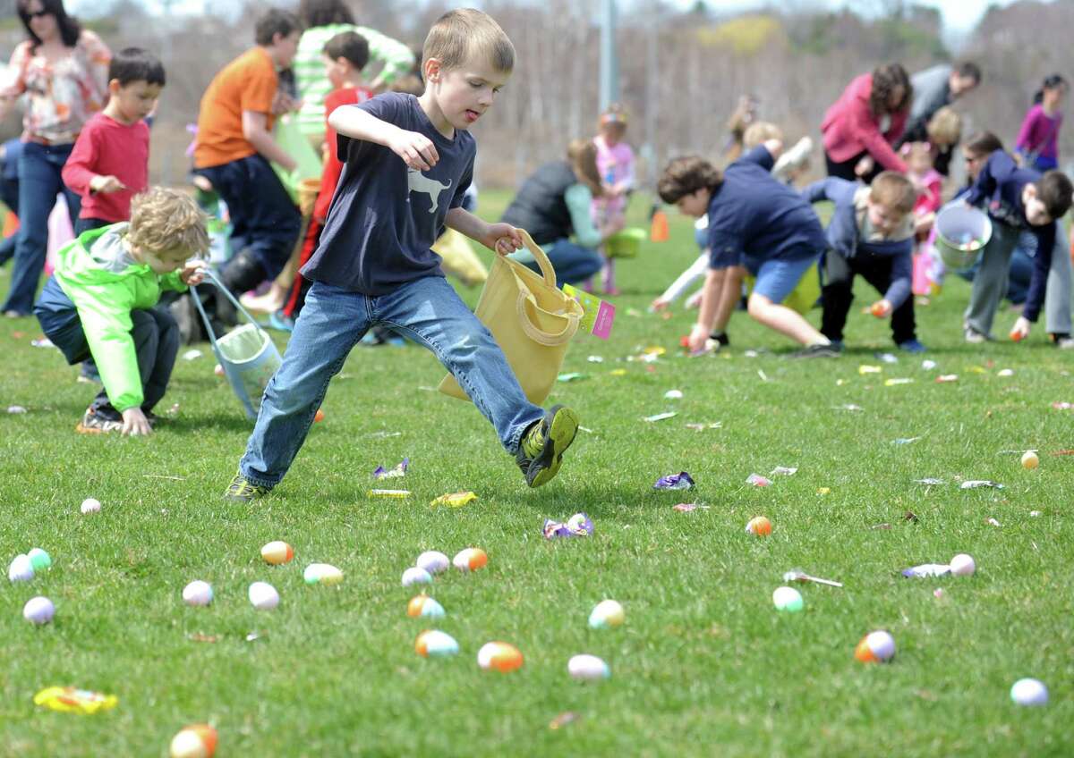 Perfect day for Fairfield Easter egg hunt