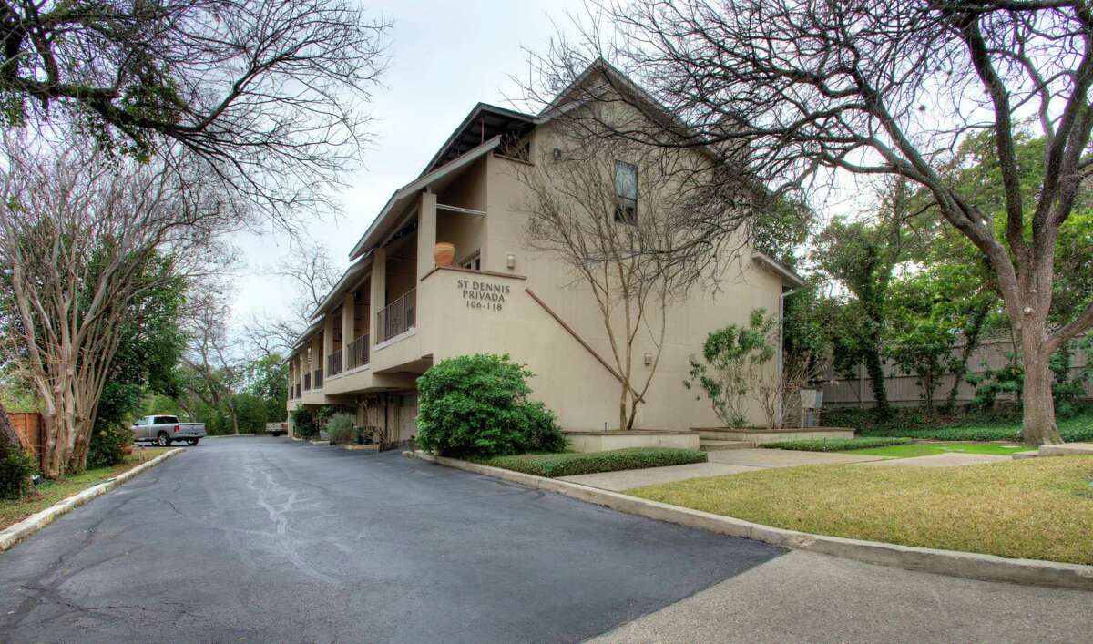 Living In Alamo Heights