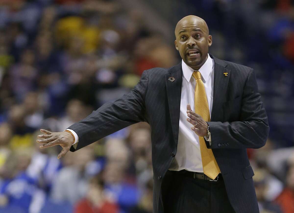 Cal hires Tennessee's Cuonzo Martin as men's basketball coach