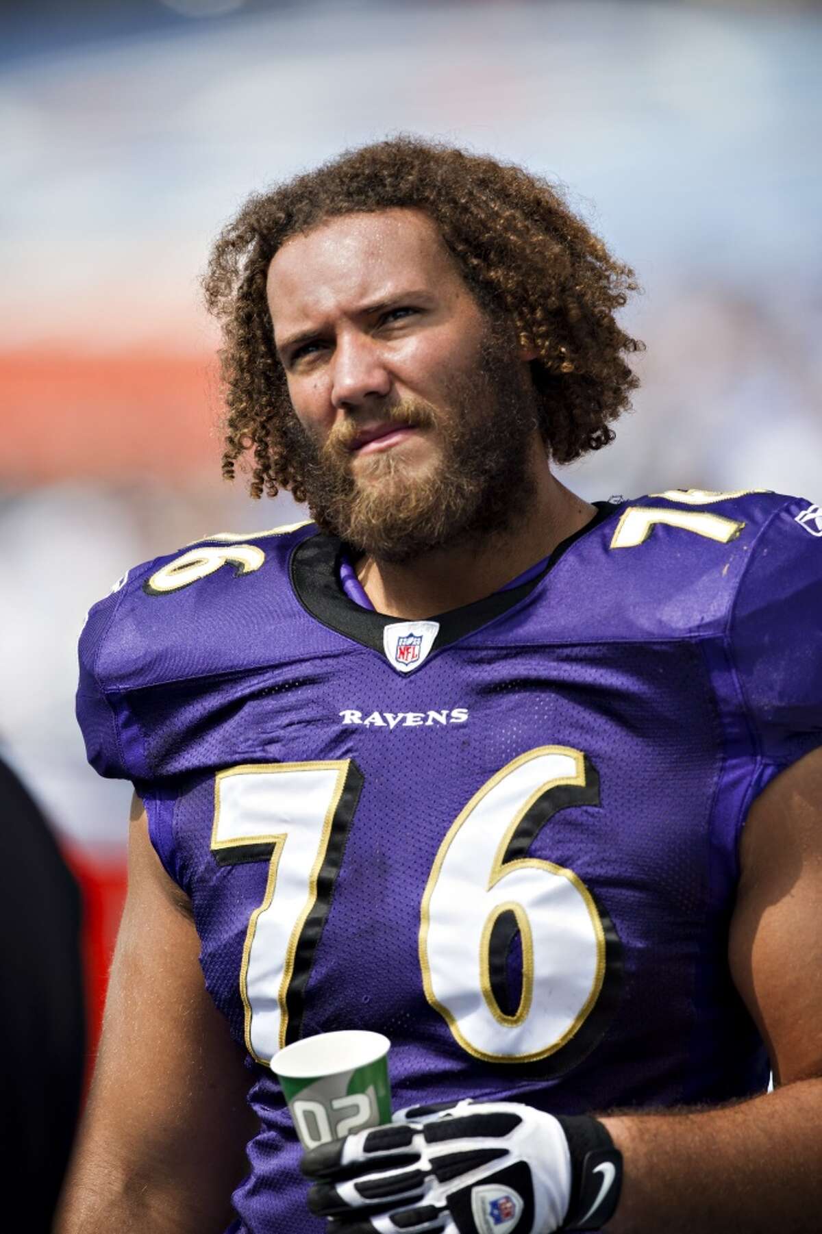 Texans to sign offensive tackle Jah Reid