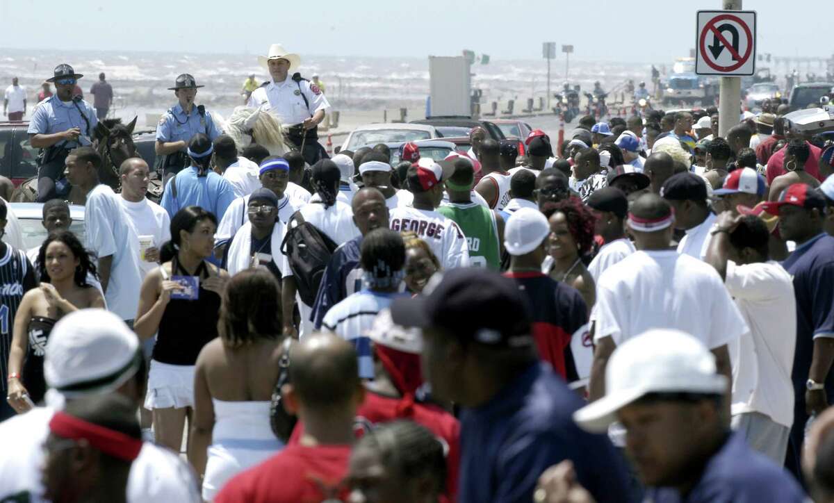 Social media talk indicates huge, unauthorized Galveston beach party