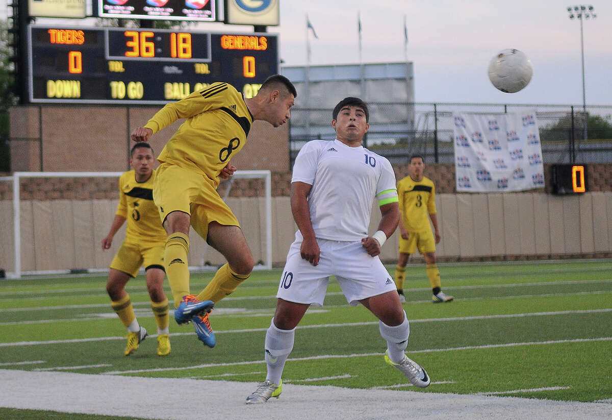 Lee loses to Pharr Valley View in Class 4A semifinal