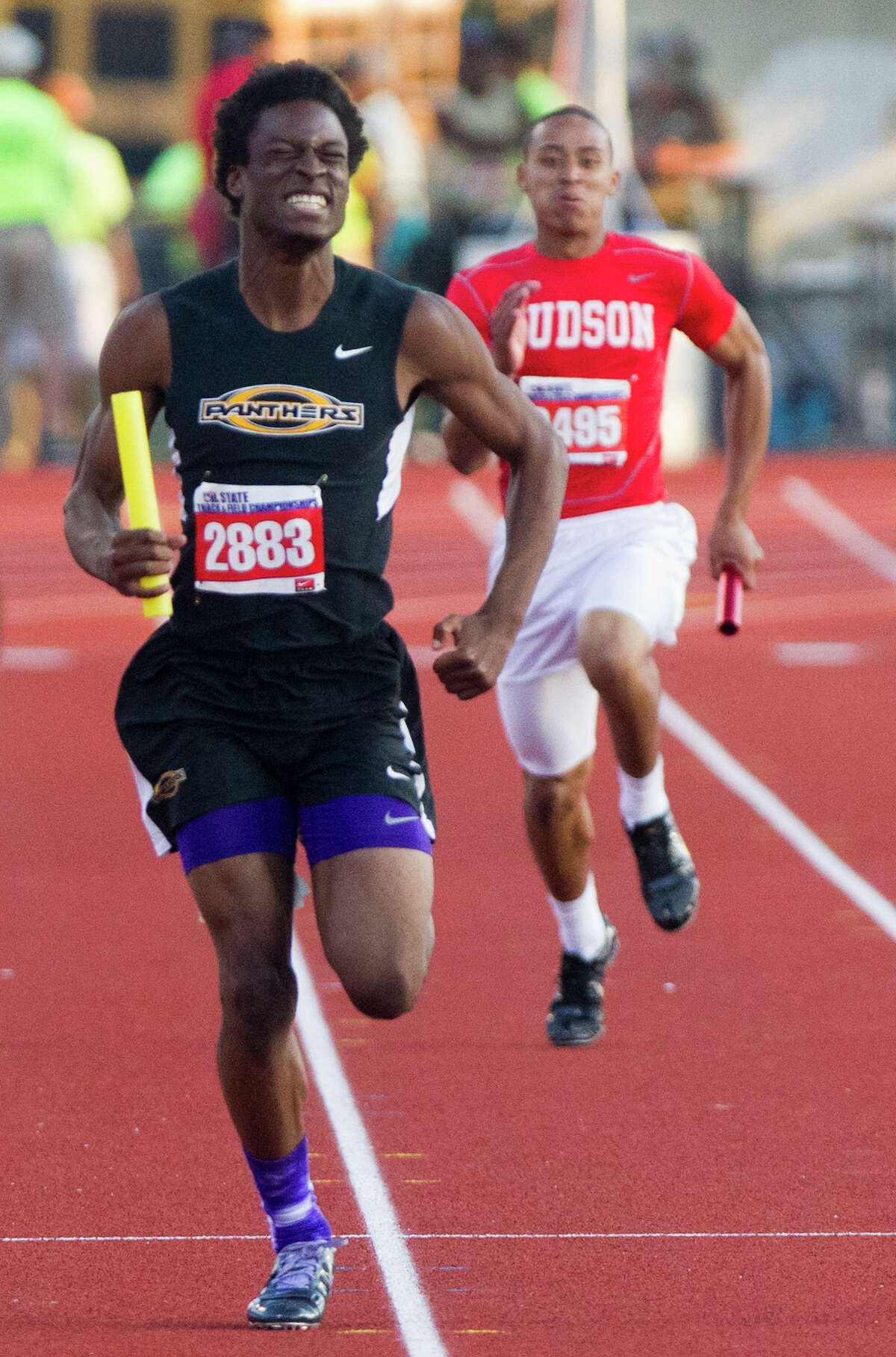 Lacy leads Klein Oak to next step