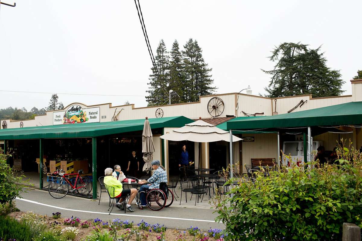 For Andy's Produce, 50 years of feeding its own and others