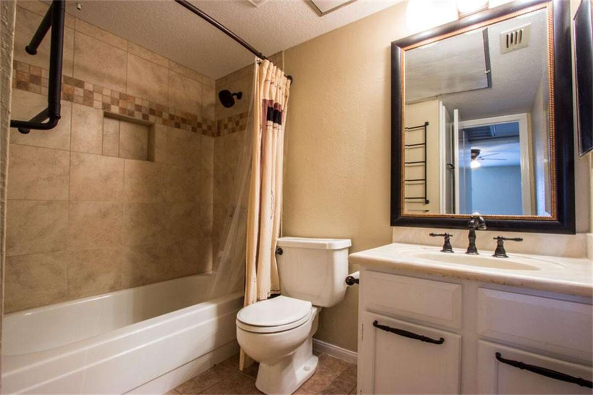 Condos in Houston for less than 200K