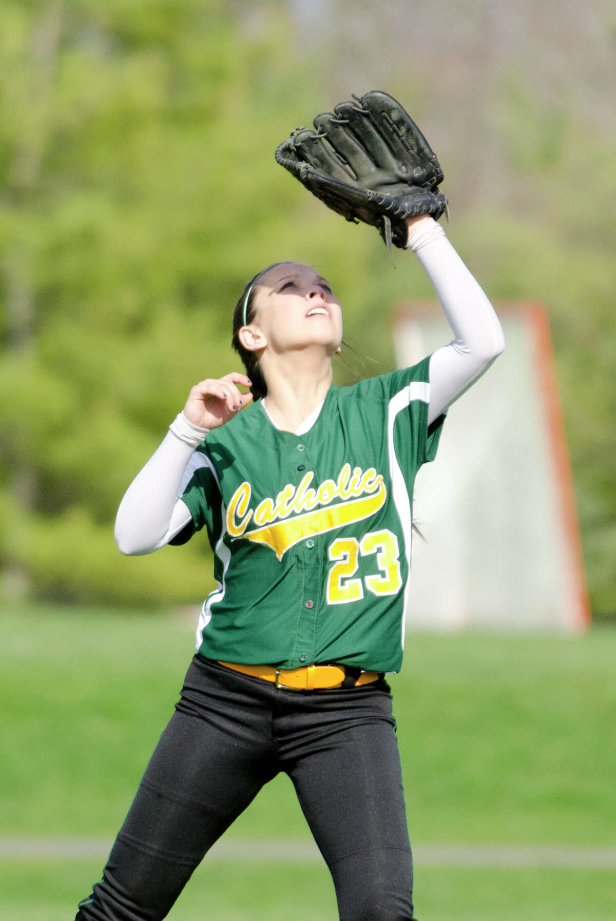 Trinity, Hurd hold off Staples softball