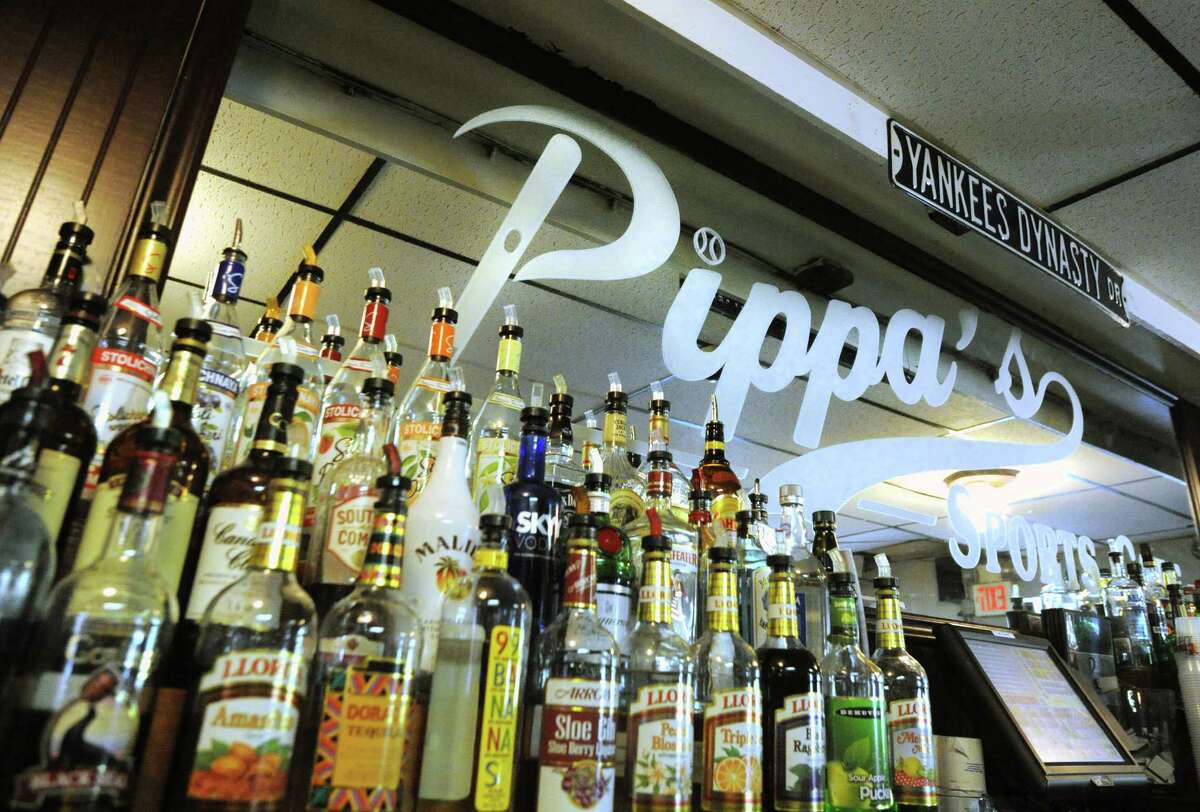 Pippa's Sports Cafe hits a home run with new interior