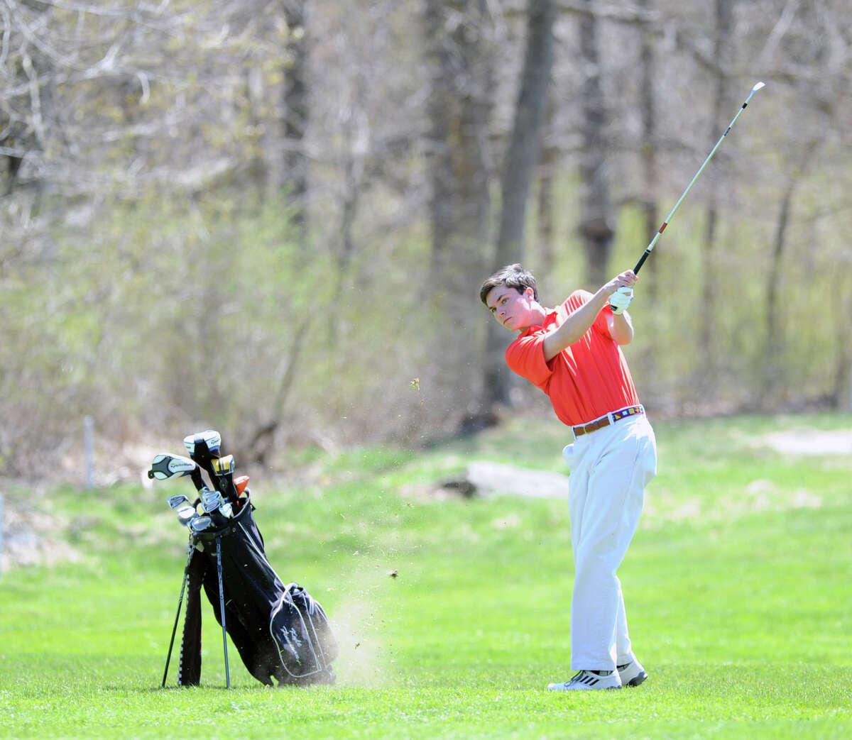 Bruins golf team wins Brunswick Invitational