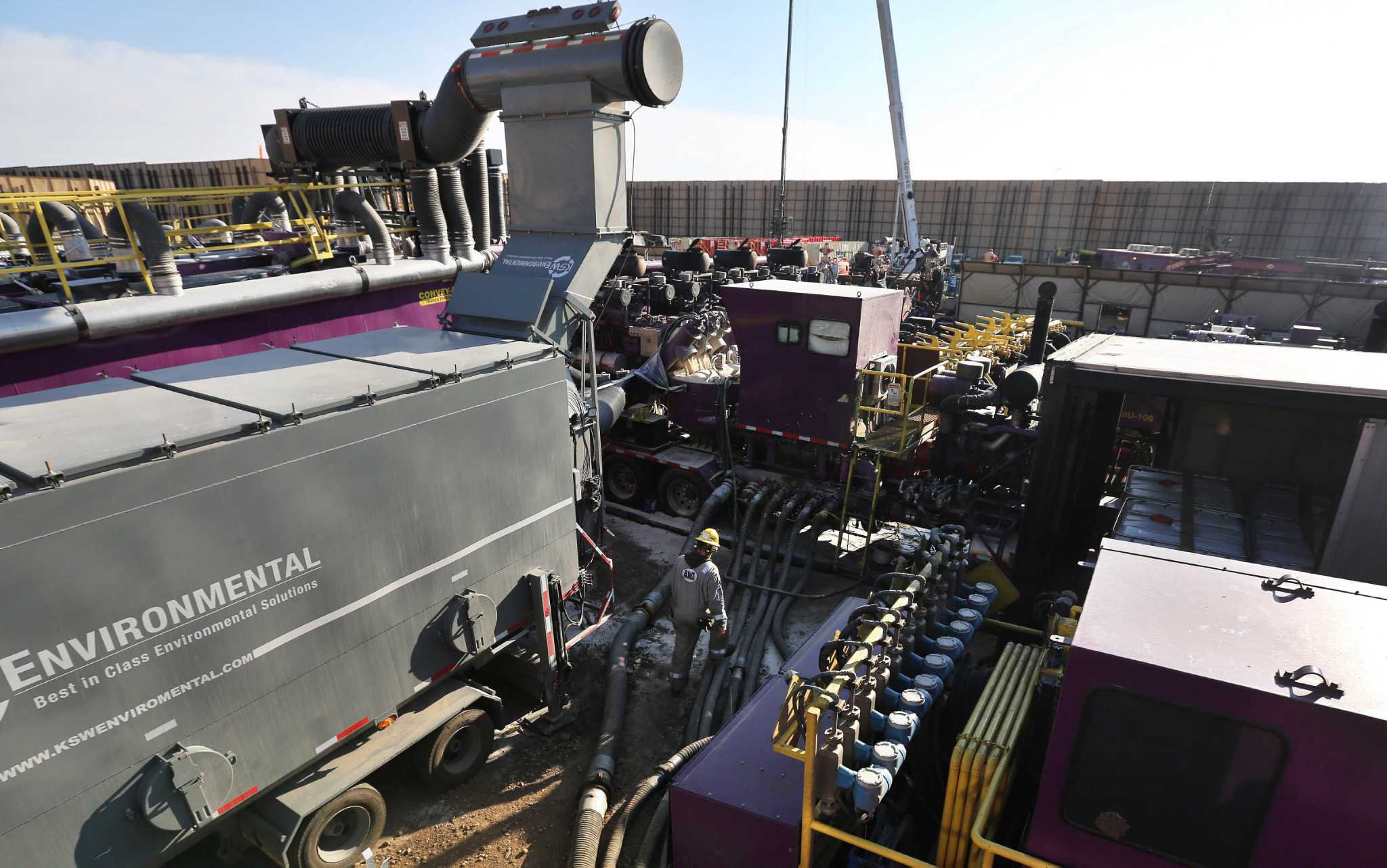 Baker Hughes will reveal its full fracturing mixes