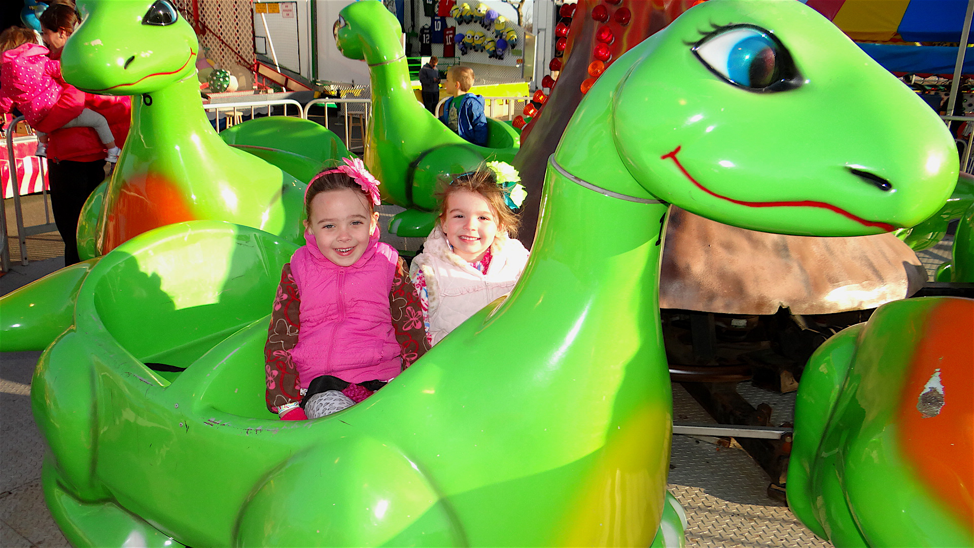 Waves of fun McKinley Carnival lights up Jennings Beach