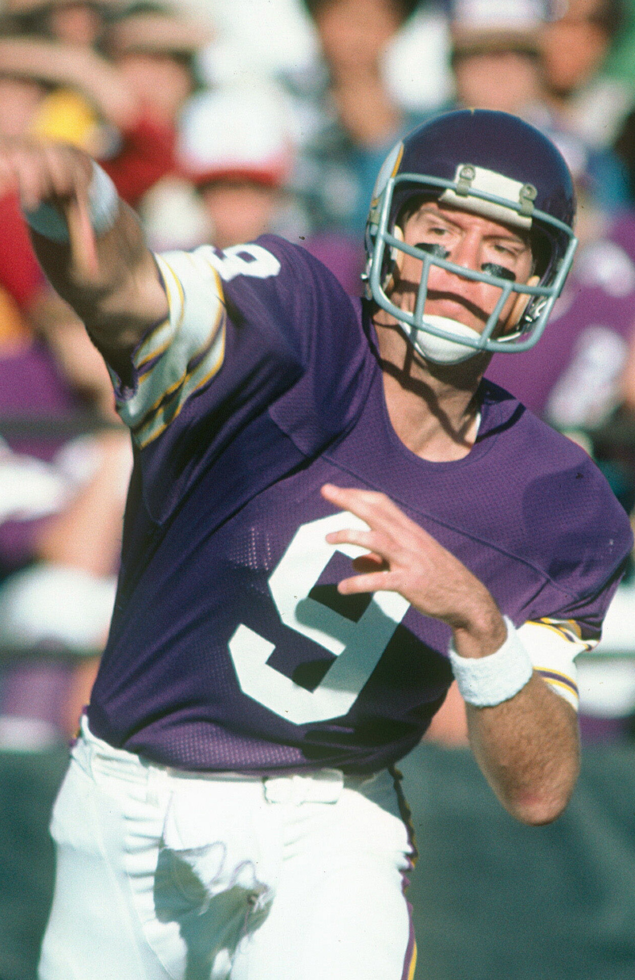 Minnesota Vikings John Henderson , Jim Vellone , John Beasley , Gene  News Photo - Getty Images