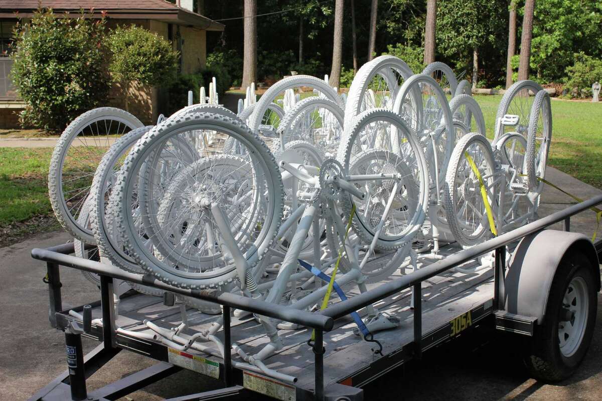 Cyclist takes on mission to spread ghost bikes all over Houston