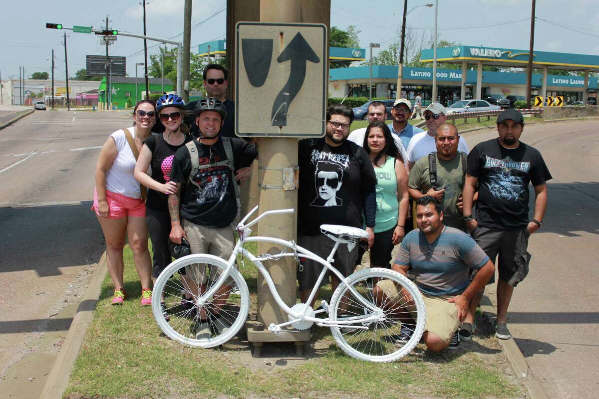 Cyclist takes on mission to spread ghost bikes all over Houston