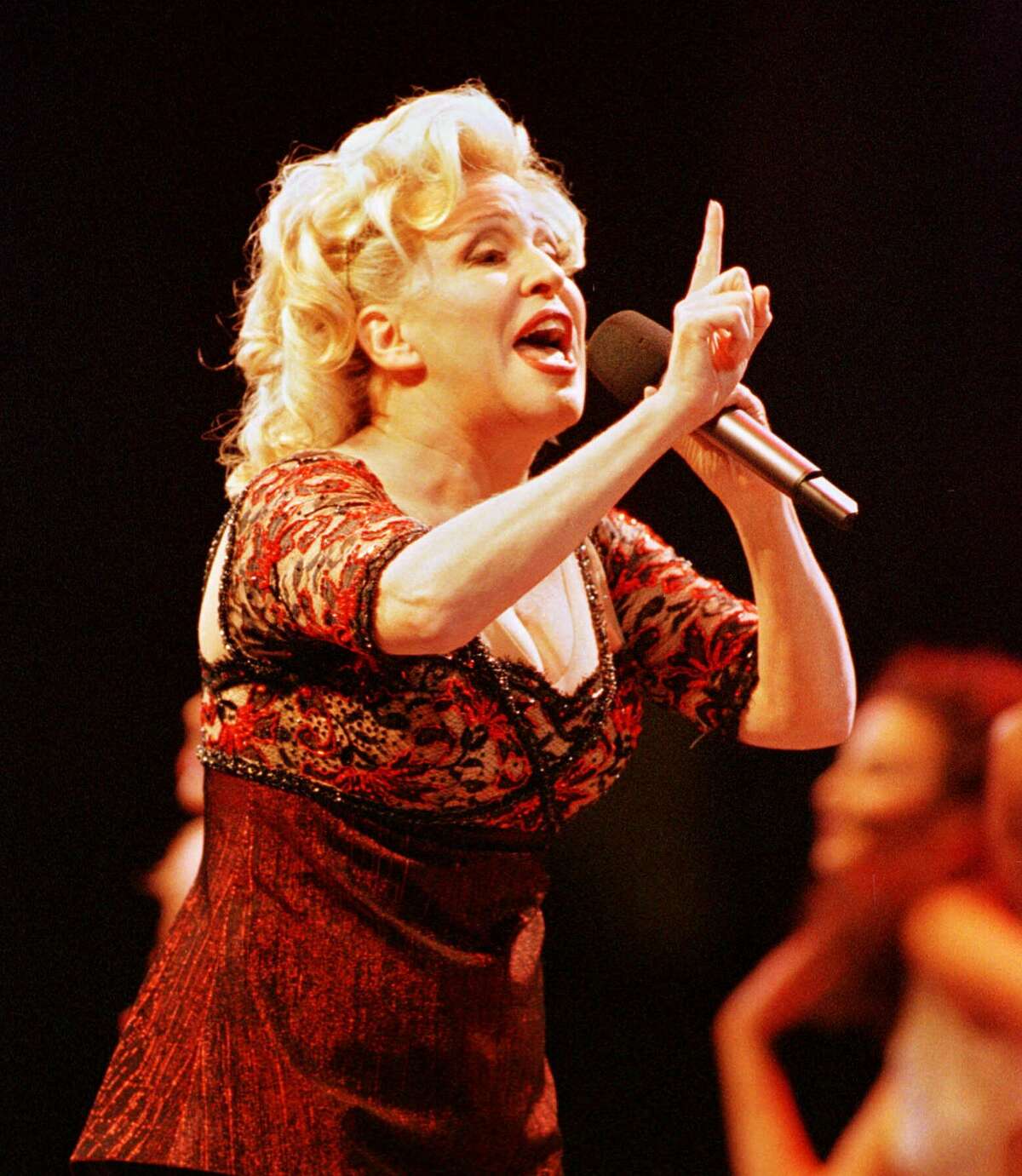 Bette Midler brings Divine Intervention to Houston