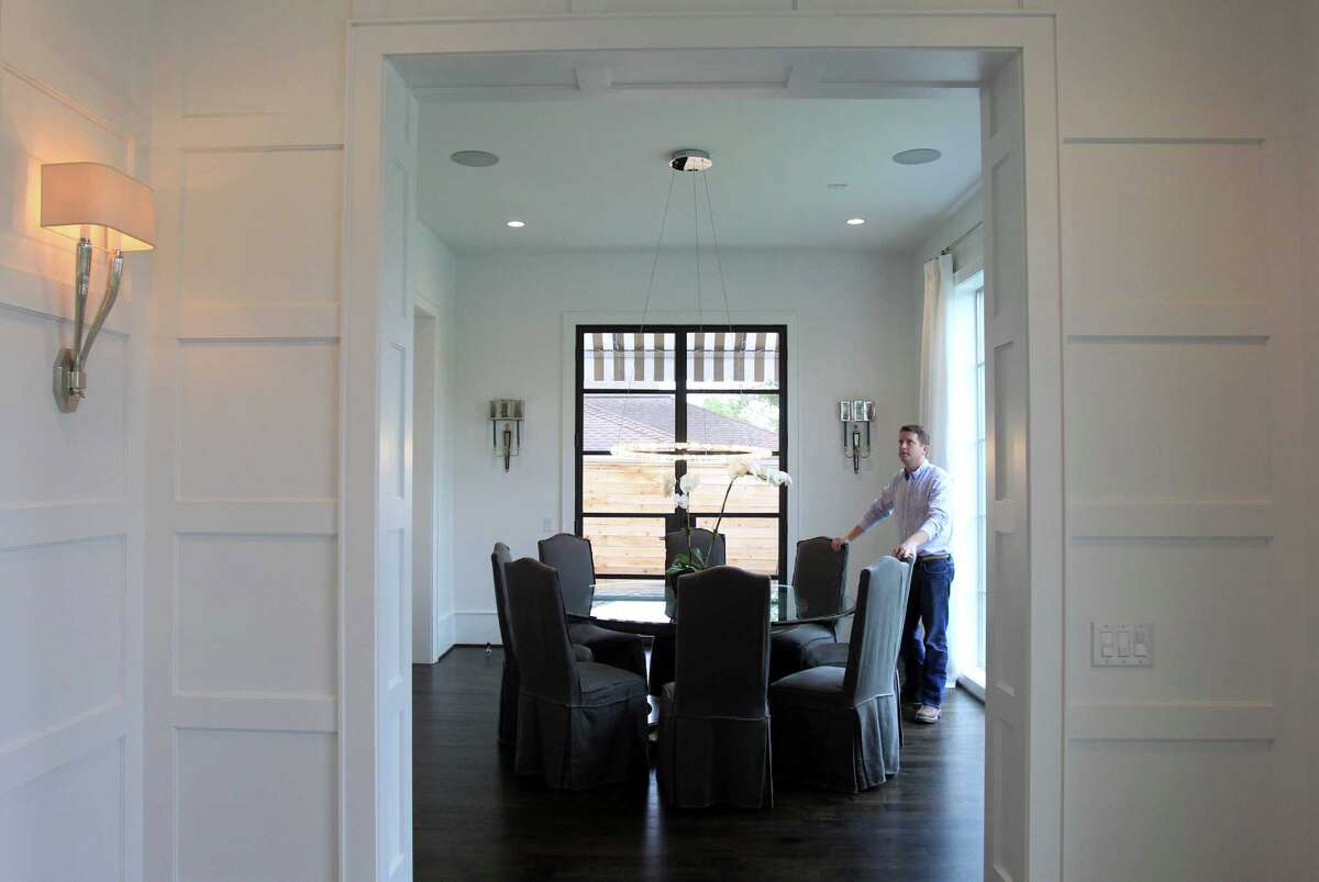 New houses get smarter about energy and entertainment