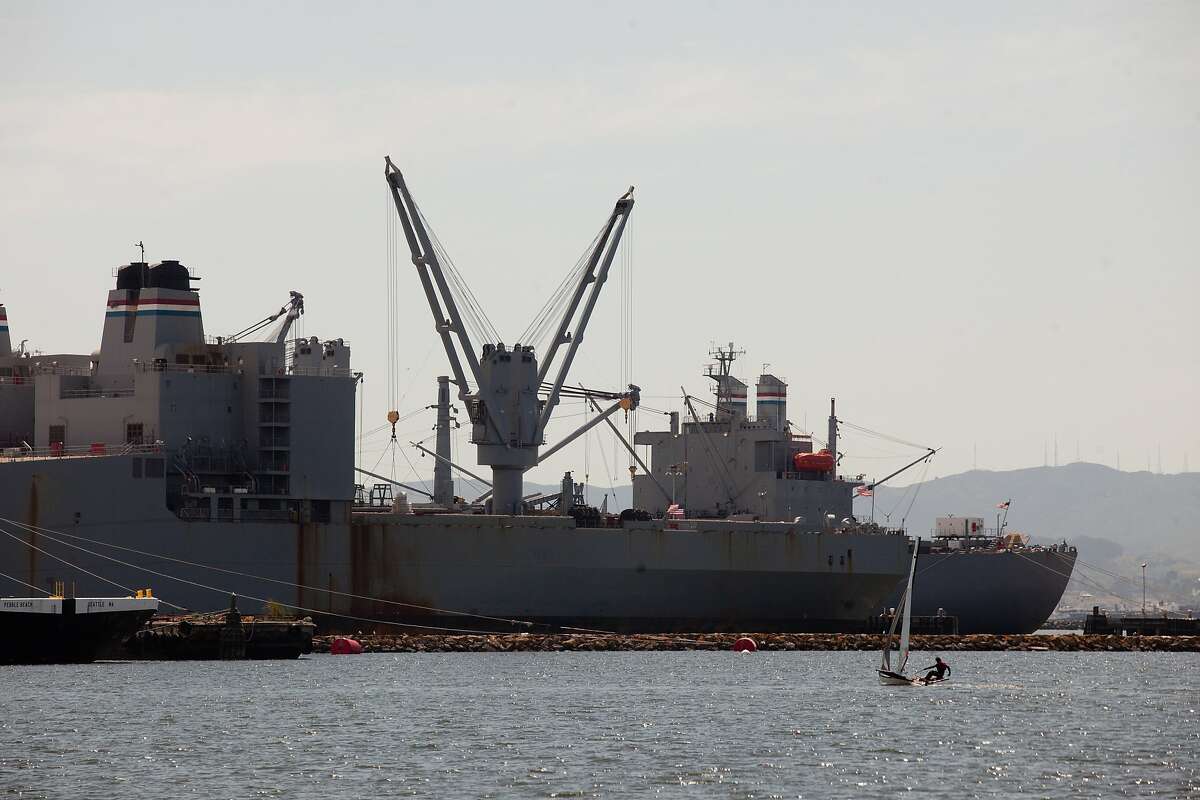 Alameda intends to bypass housing ban, develop exNavy base