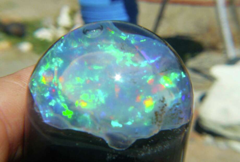 Search for opals in northern Nevada’s Virgin Valley - SFGate