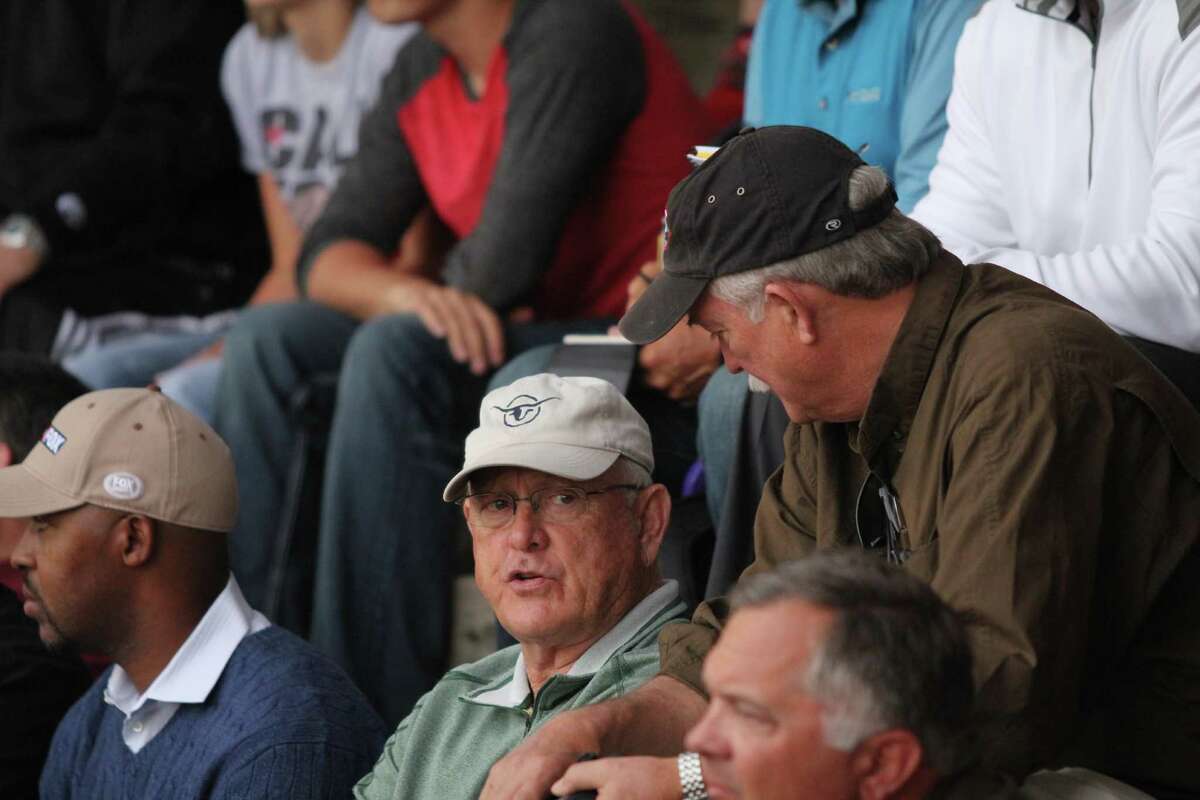 Did fan in Nolan Ryan jersey unknowingly sit next to real Nolan Ryan?