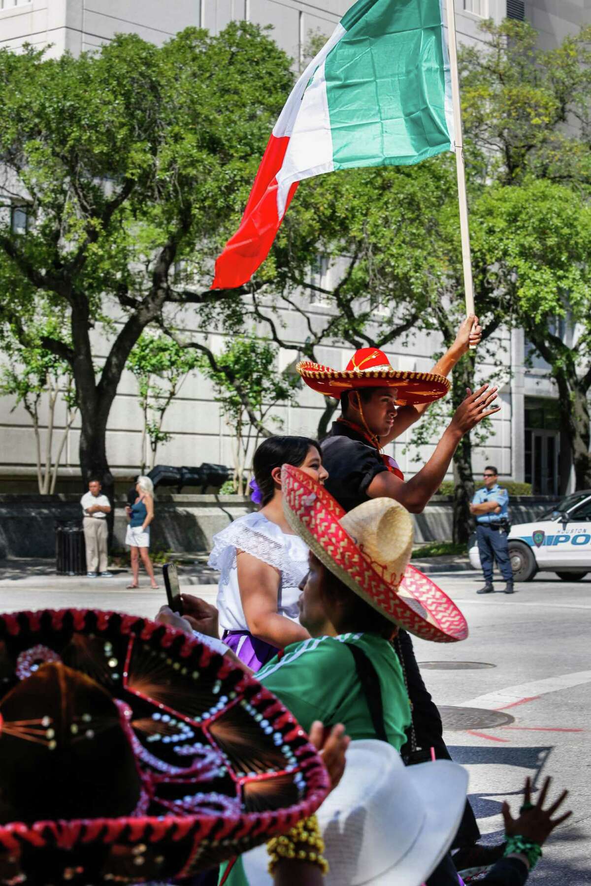 Cinco de Mayo parade draws thousands, from all backgrounds, to downtown