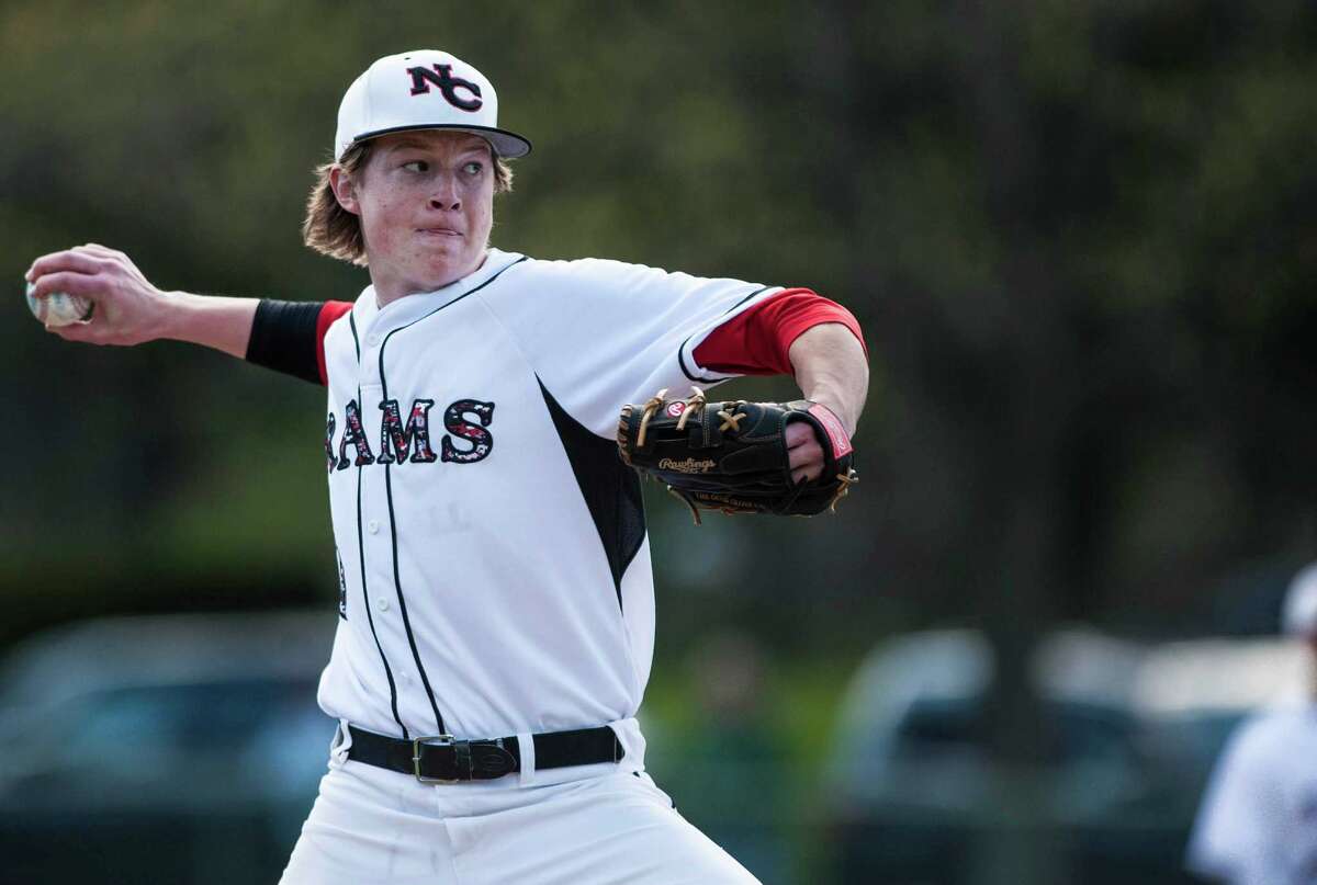 Ellinwood's HR gives Staples 8inning win over New Canaan