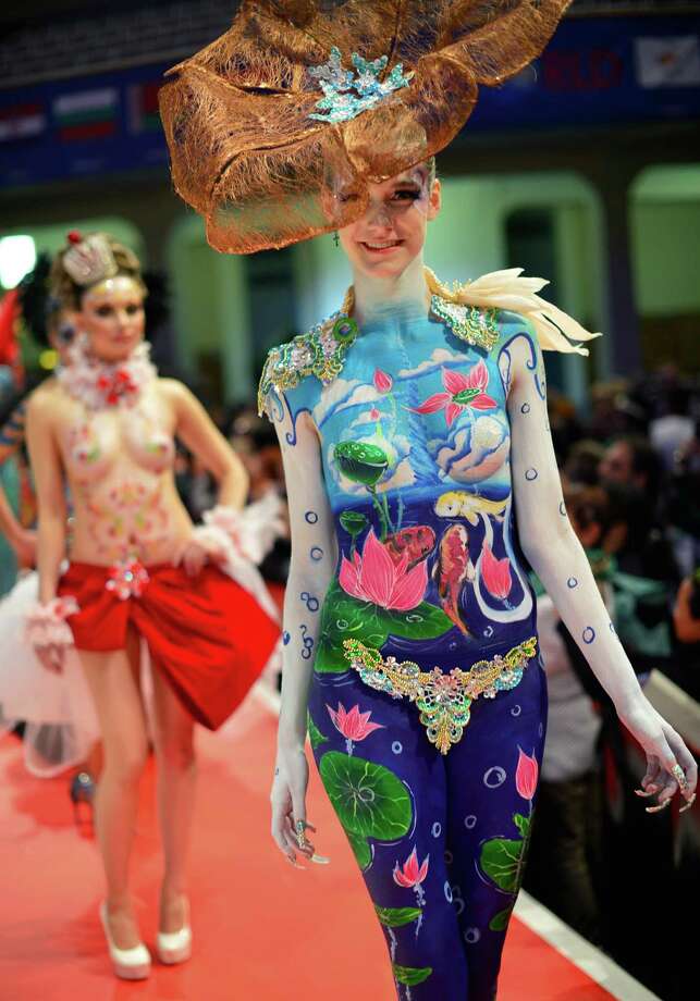 Body Paint And Beehives At Hairworld Houston Chronicle   920x920 