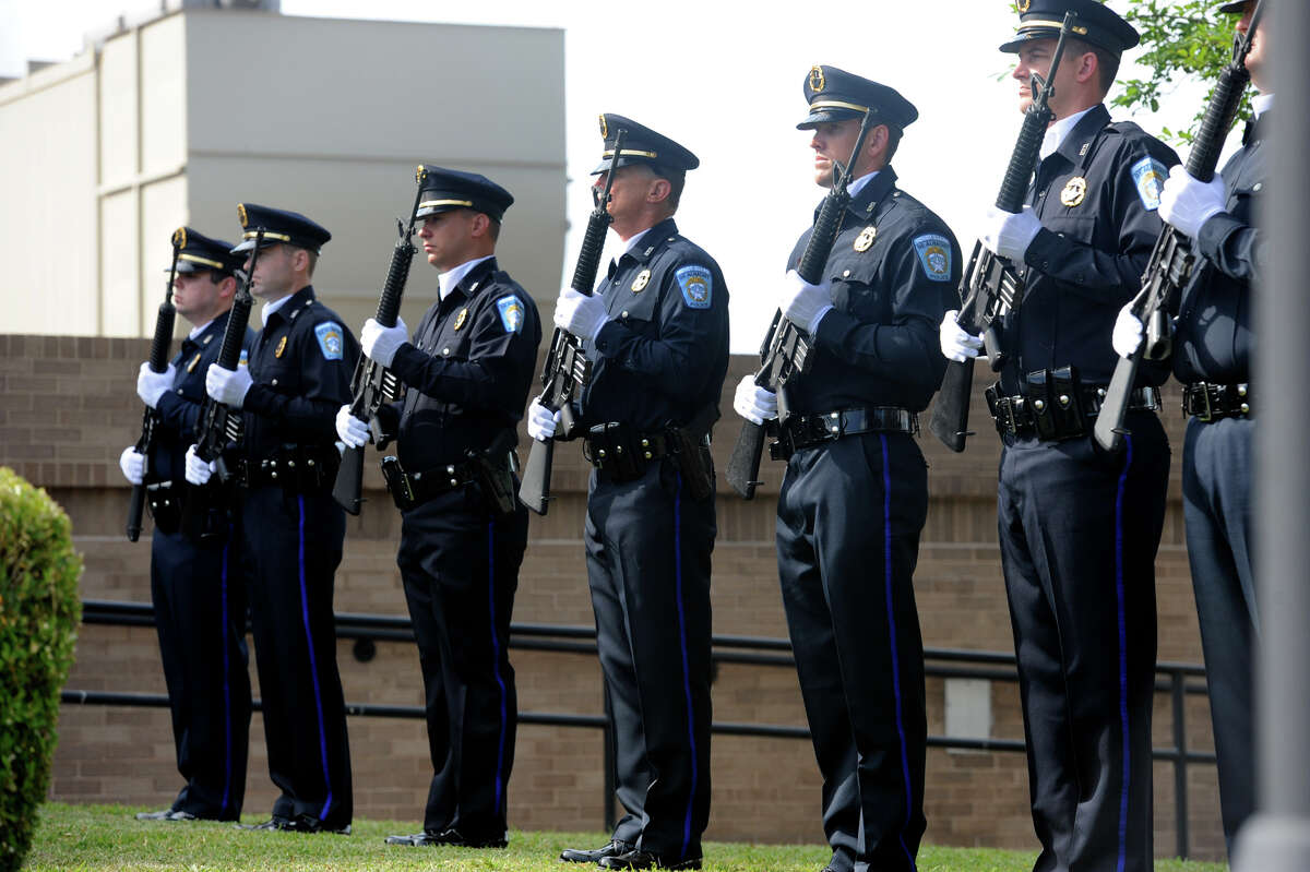 Southeast Texas police memorial honors fallen officers