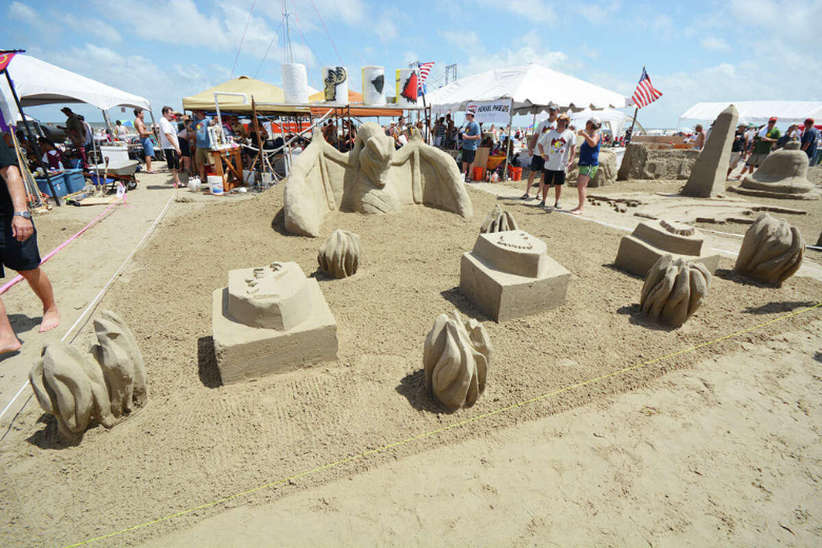 Galveston sandcastle competition plans to break a world record this year