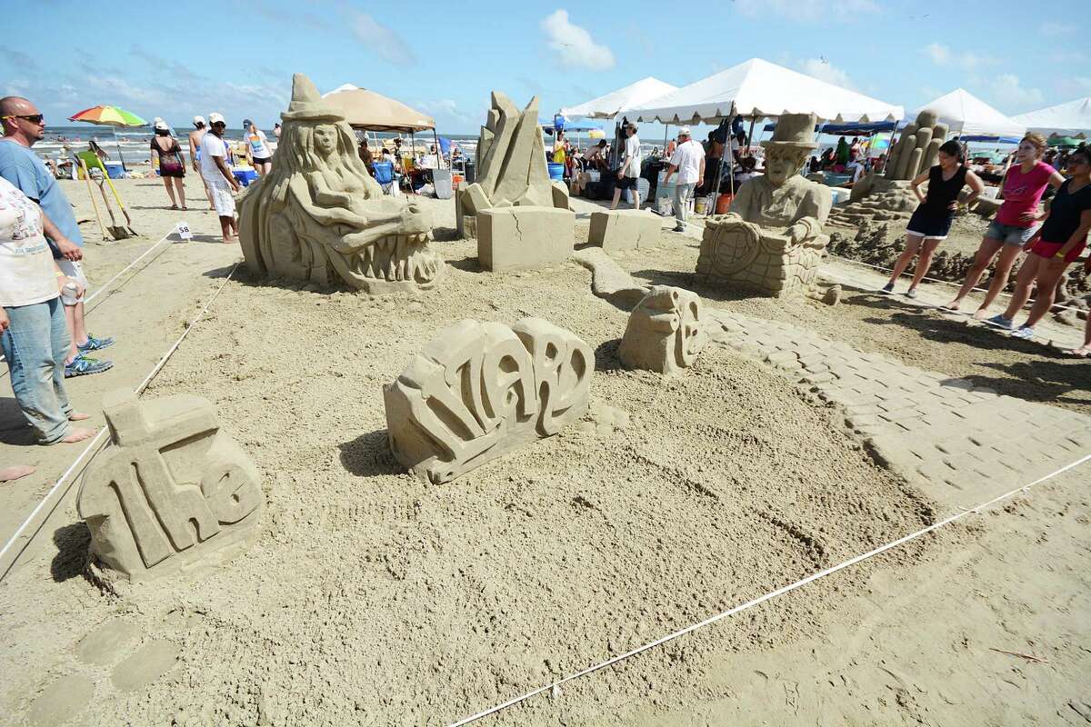 Galveston sandcastle competition plans to break a world record this year