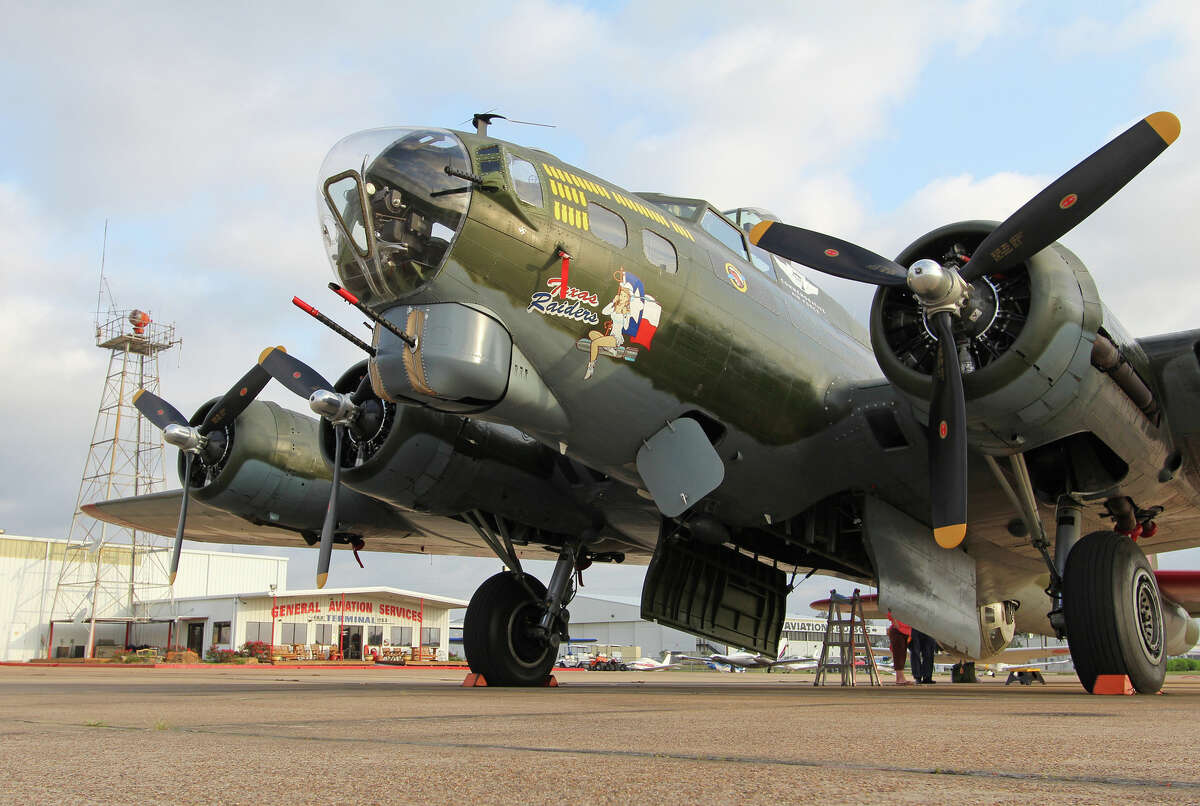 Legendary World War II Bomber The Texas Raiders On Show