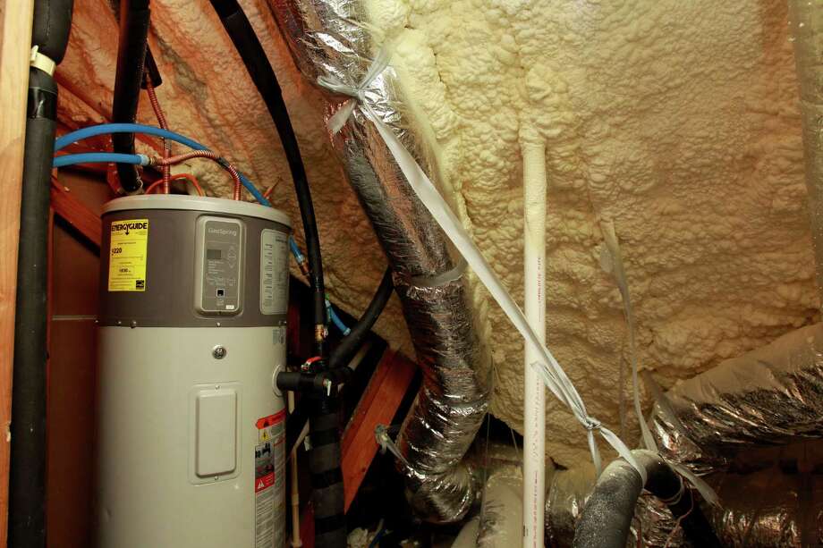 Natural gasfueled house generates its own power Houston Chronicle